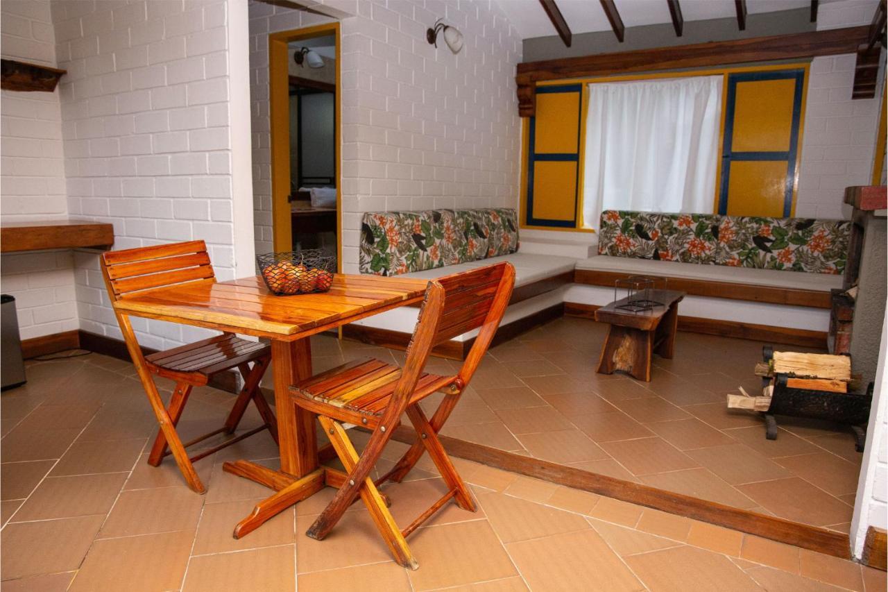 Hotel Termales El Otono à La Enea Extérieur photo Interior of a guest room at the hotel