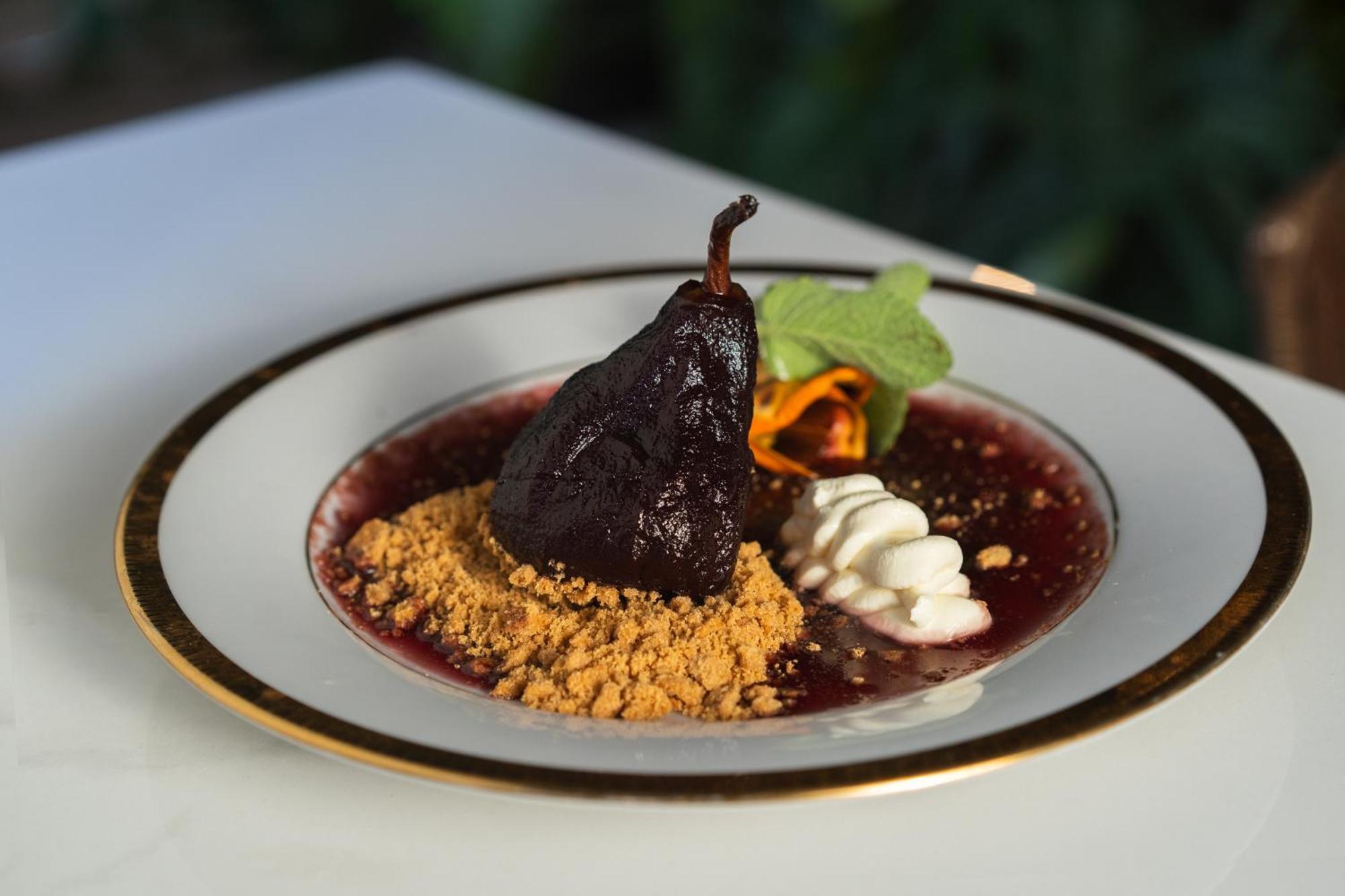 Hotel Termales El Otono à La Enea Extérieur photo A pear dessert