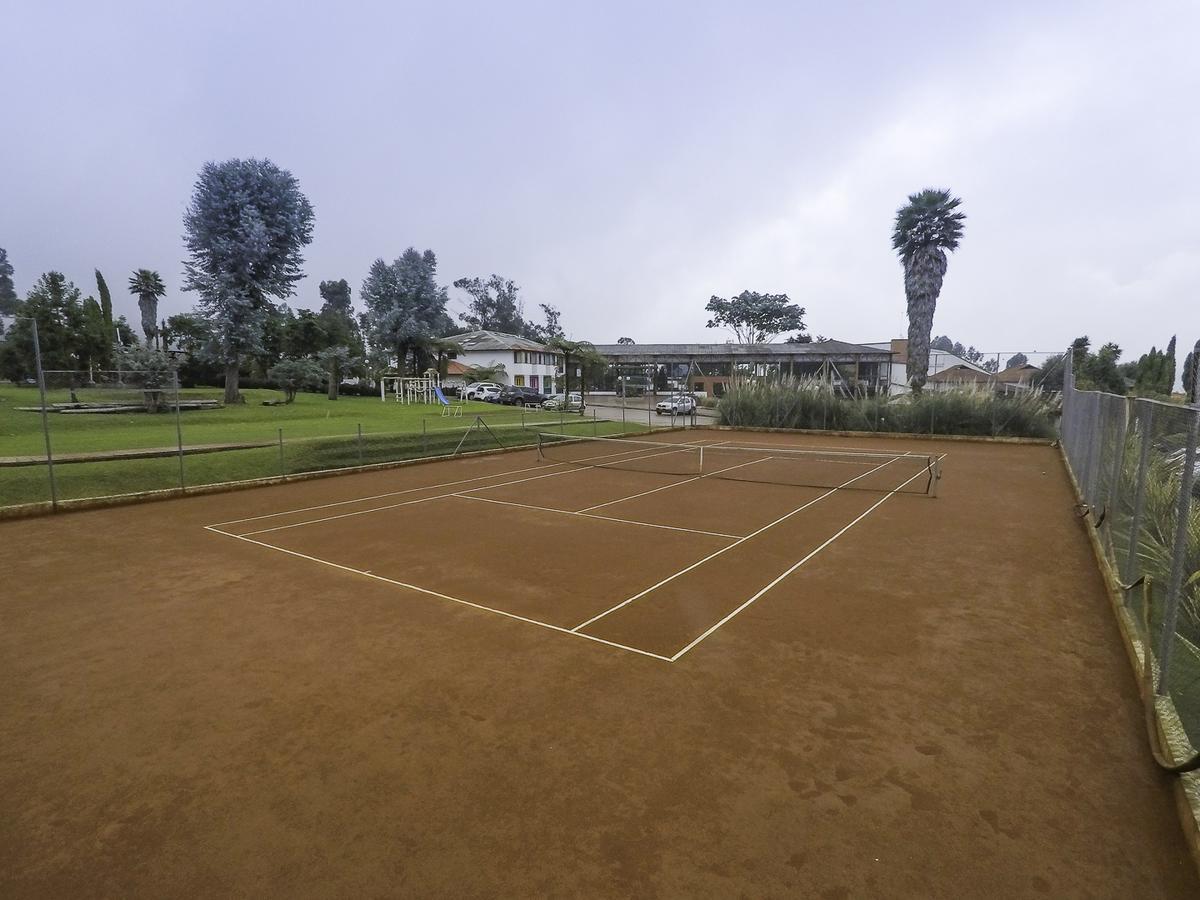 Hotel Termales El Otono à La Enea Extérieur photo Tennis court at the University of California, San Diego